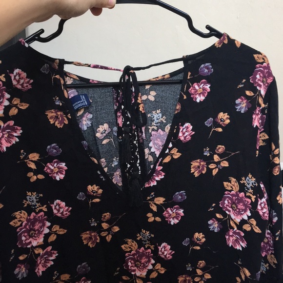Floral Forever 21 Blouse - Picture 6 of 8